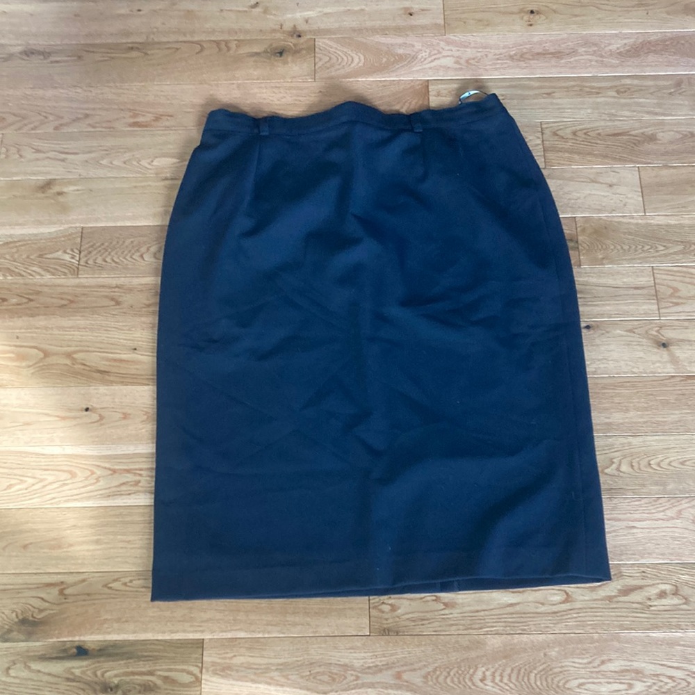 Lucia navy skirt